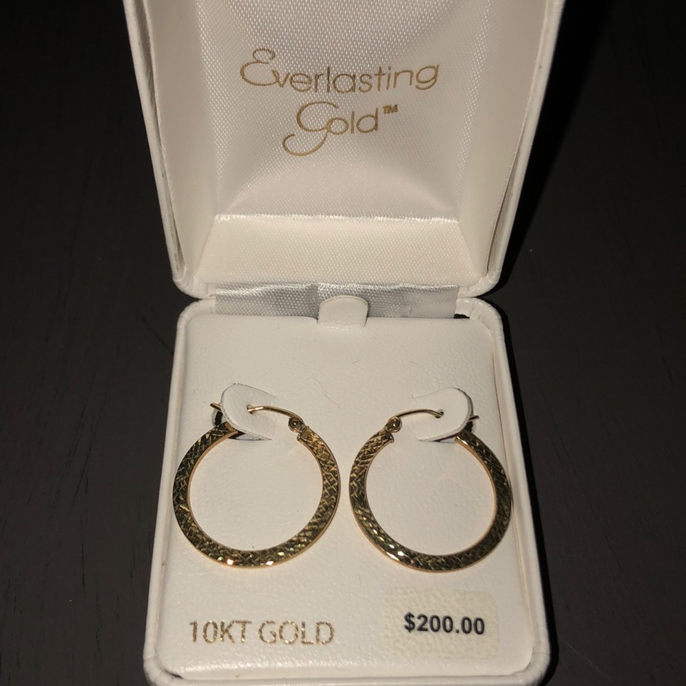 10 Karat Gold Hoops